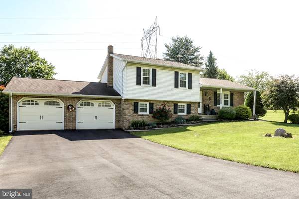 107 MEADOW VIEW LN, Bainbridge, PA 17502