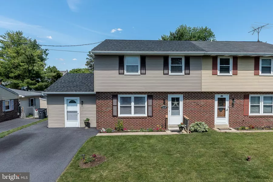 343-B CAROL LYNN DR, Willow Street, PA 17584