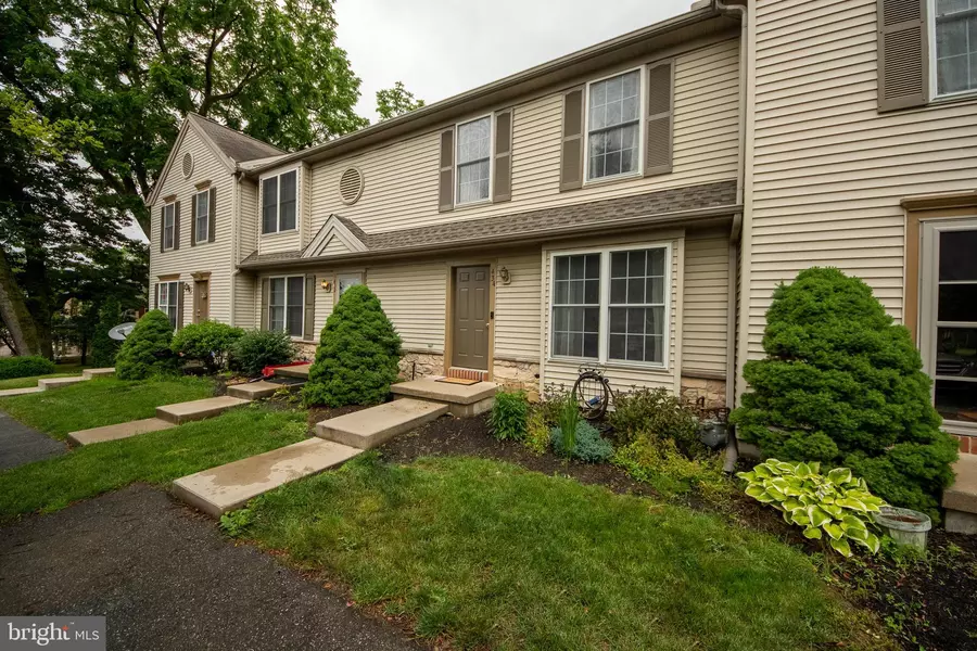 434 BANYAN CIRCLE DR, Lancaster, PA 17603