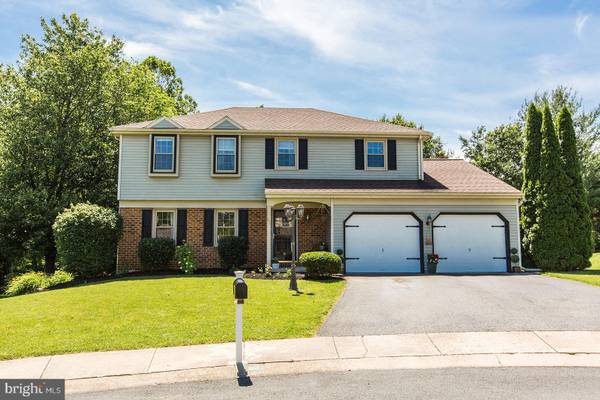 62 BLACKBERRY LN, Ephrata, PA 17522