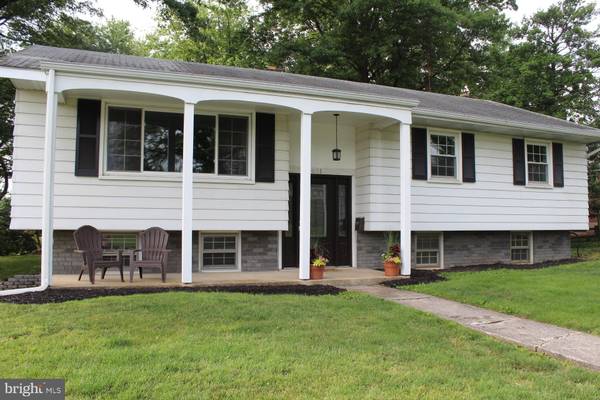 601 E HUMMELSTOWN ST, Elizabethtown, PA 17022