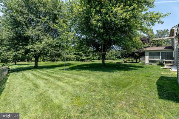 Lititz, PA 17543,105 LAURIE LN