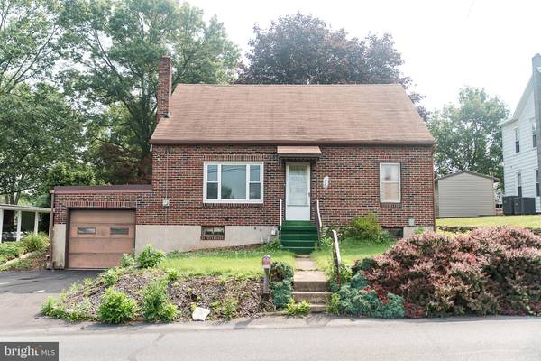 186 MECHANIC ST, Reinholds, PA 17569