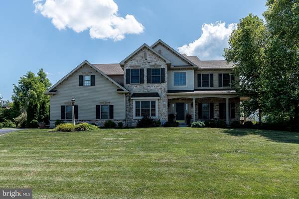 28 SARAH LN, Mount Joy, PA 17552