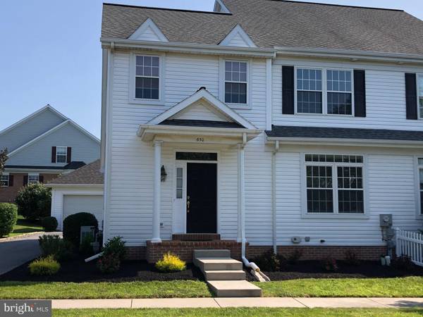 650 WALLINGFORD RD, Lititz, PA 17543