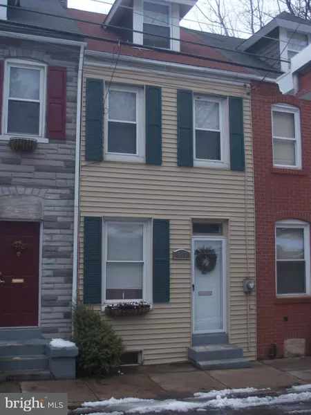 353 E MARION ST, Lancaster, PA 17602