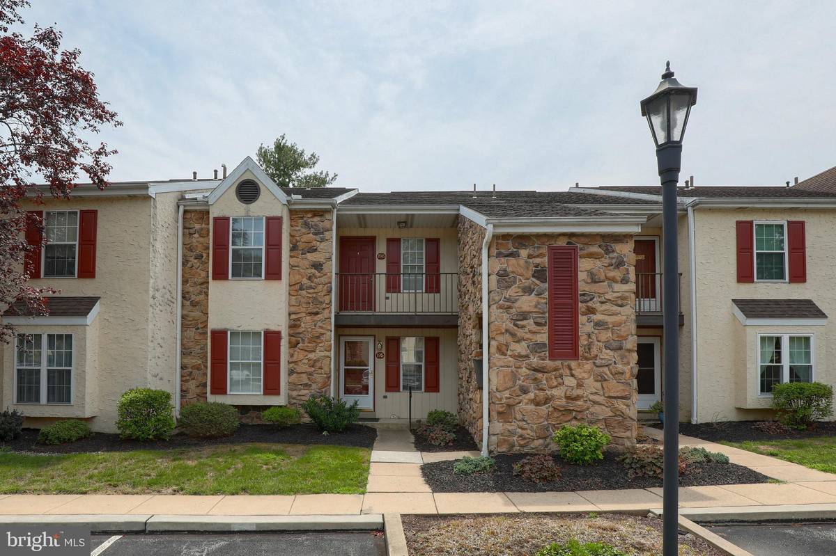 Millersville, PA 17551,196 OAK KNOLL CIR