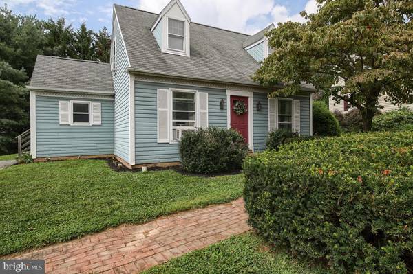 3239 MAPLECREST TER, Lancaster, PA 17601