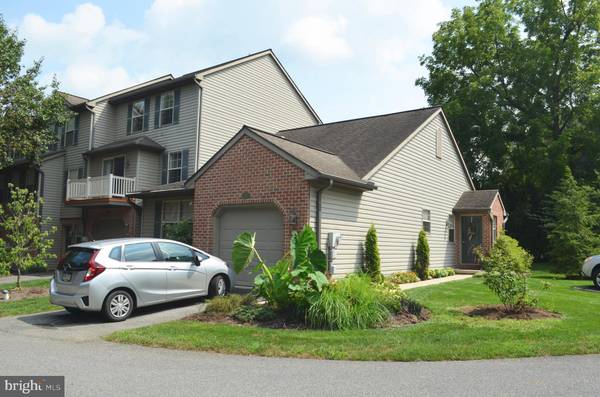 10 RIVER BEND PARK, Lancaster, PA 17602