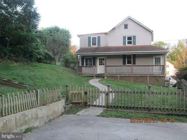 2521 IRONVILLE PIKE, Columbia, PA 17512