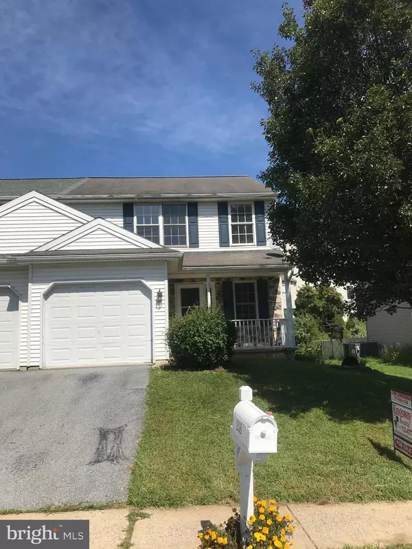 Lancaster, PA 17603,208 ELMSHIRE DR