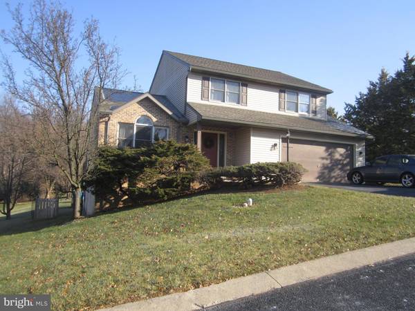 2 CHAPEL VIEW DR, Reinholds, PA 17569