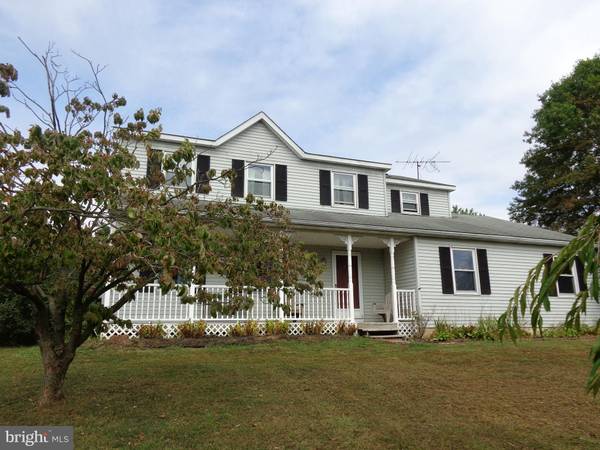 69 LOWER VALLEY RD, Christiana, PA 17509