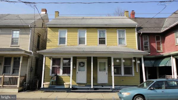 132-134 S MAIN ST, Manheim, PA 17545