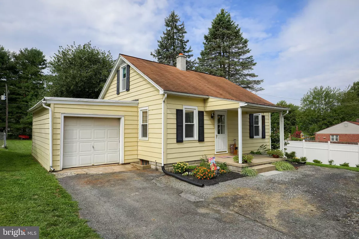 Willow Street, PA 17584,232 PEACH BOTTOM RD