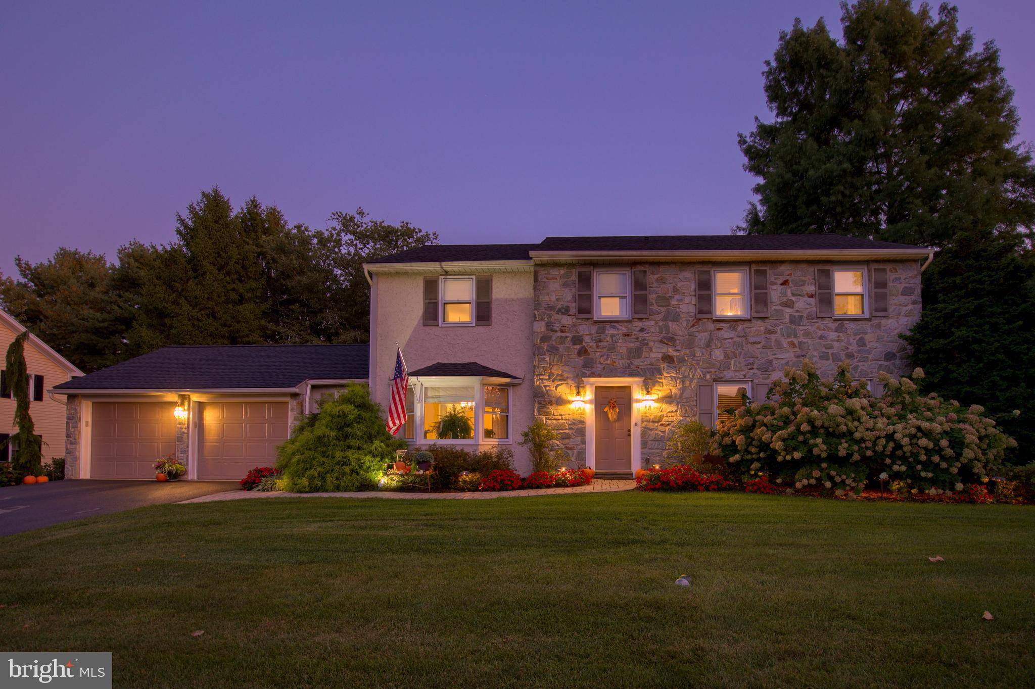 2572 WOODVIEW DR, Lancaster, PA 17601