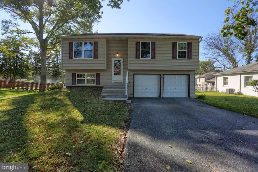 606 S 15TH ST, Columbia, PA 17512