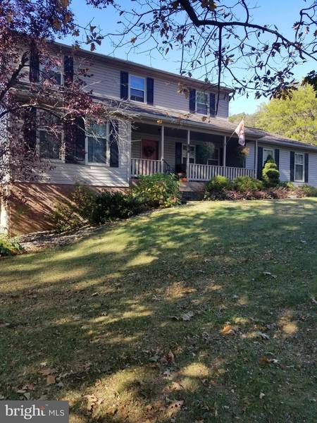 370 NORWOOD RD, Columbia, PA 17512