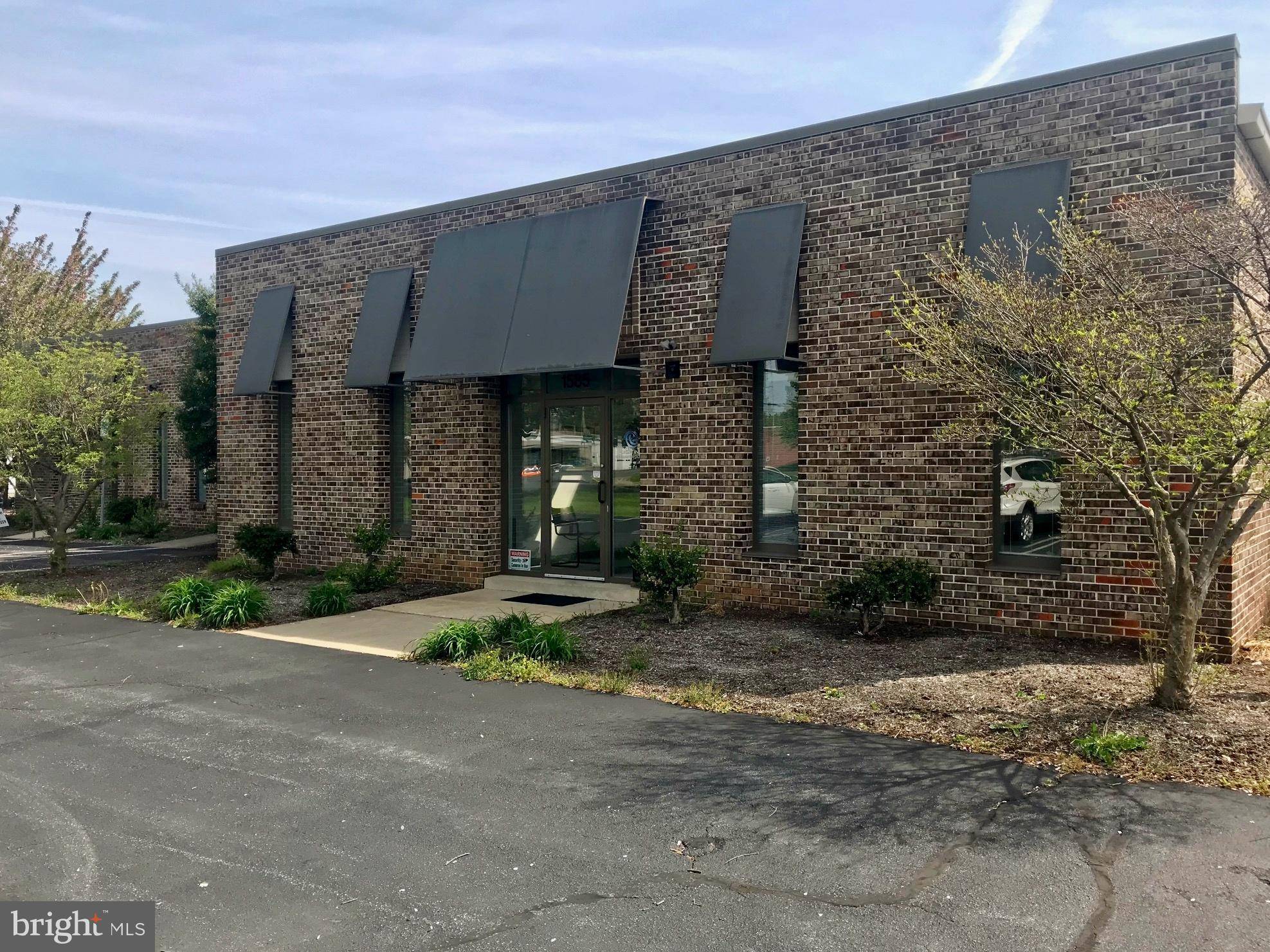 1585 COMMERCE DR, Lancaster, PA 17601