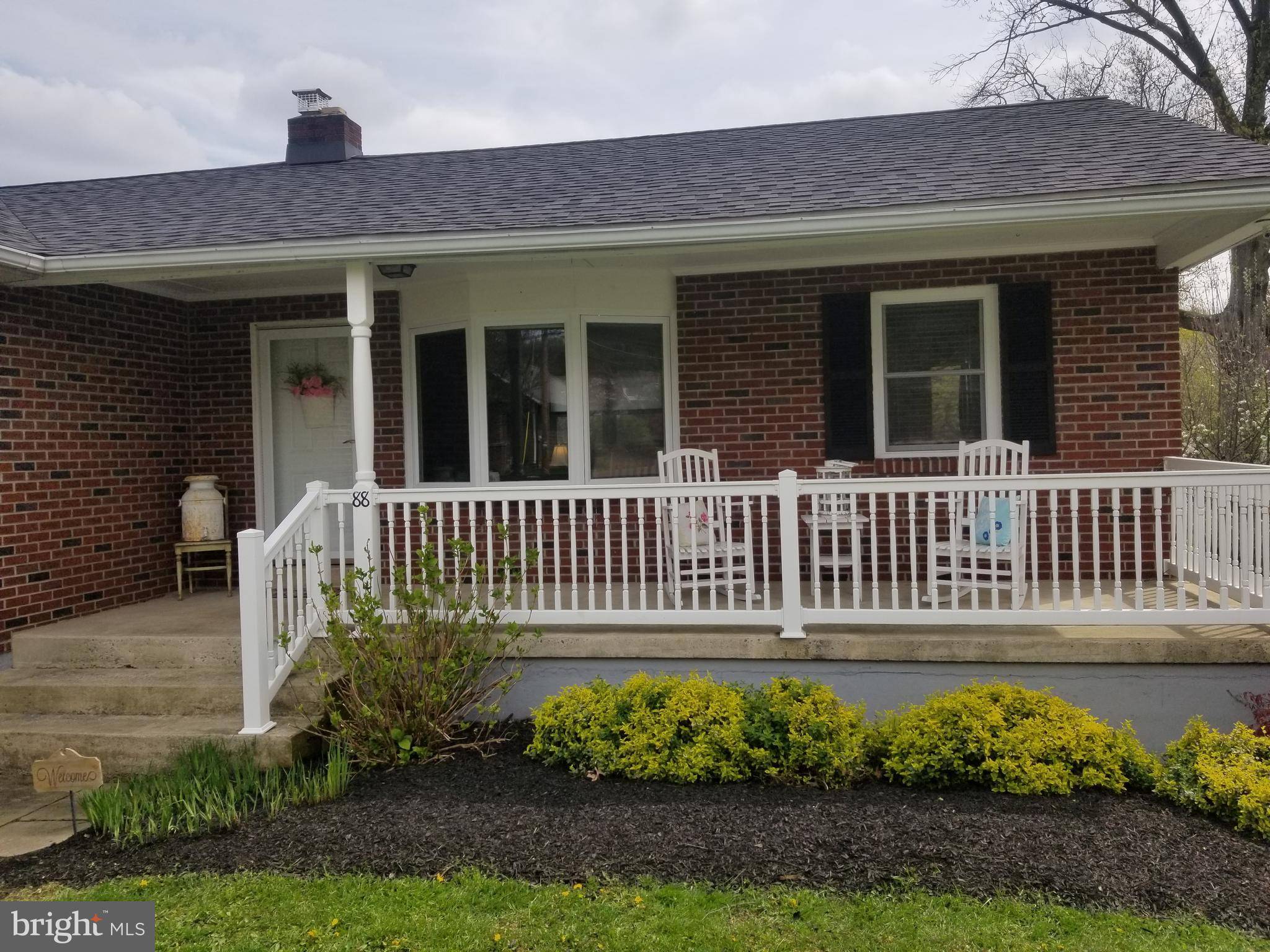 Lancaster, PA 17601,88 DELP RD