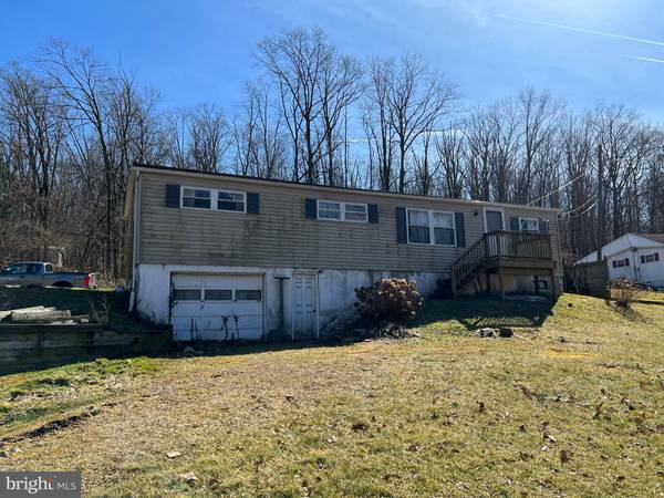 358 TWIN COUNTY RD, Morgantown, PA 19543