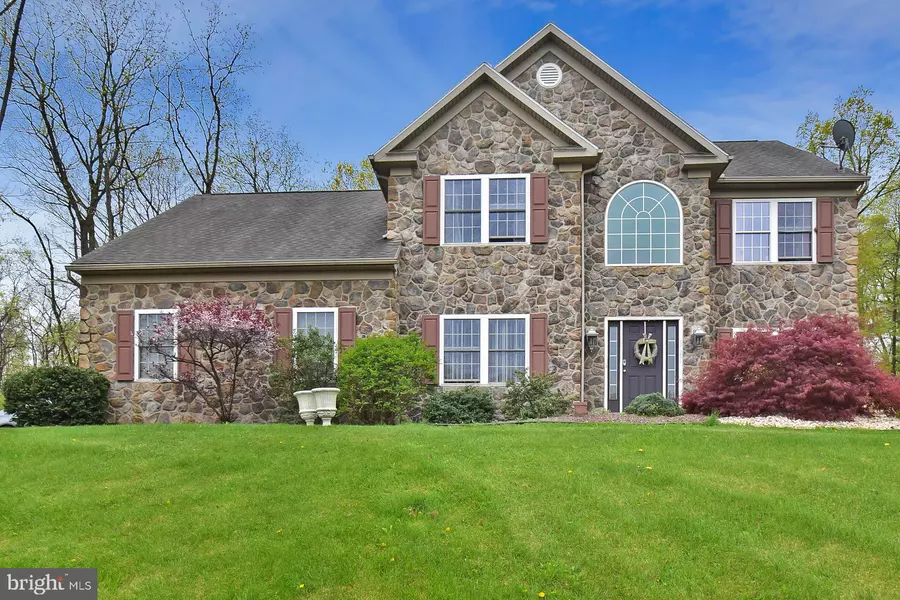 3160 WESTWOODS PL, Orefield, PA 18069