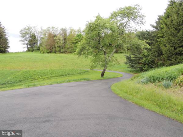 New Tripoli, PA 18066,7599 CARPET RD