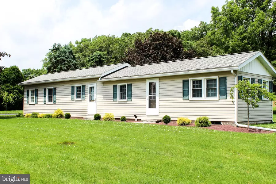 4705 GOLDEN KEY RD, Kempton, PA 19529