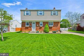 2154 HERBERT DR, Bethlehem, PA 18018