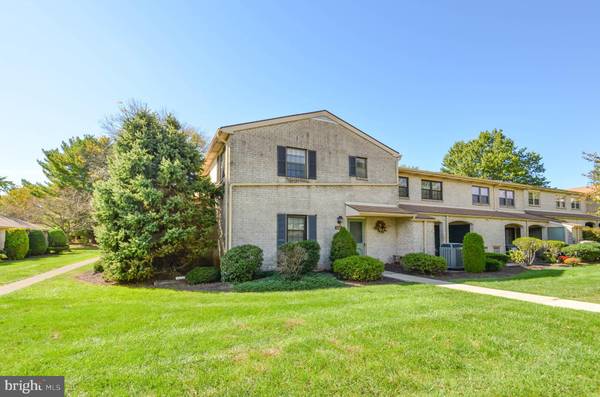 2884 ARONIMINK PL, Macungie, PA 18062