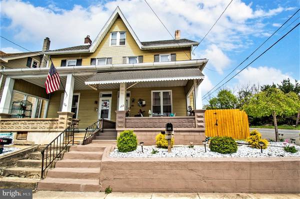 102 CHESTNUT ST, Slatington, PA 18080