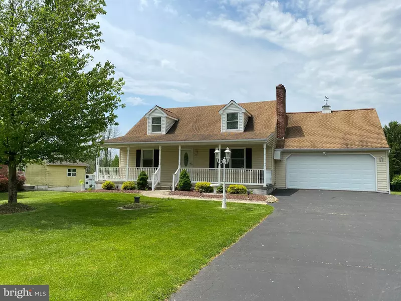 6902 SUTER RD, Coopersburg, PA 18036