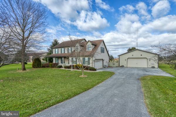 11 ELCO DR, Myerstown, PA 17067