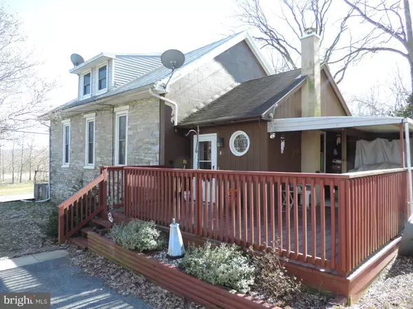 2135 COLEBROOK RD, Lebanon, PA 17042