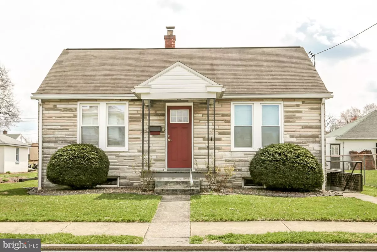 Palmyra, PA 17078,242 W MAPLE ST