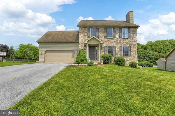 42 PEACH CIR, Palmyra, PA 17078