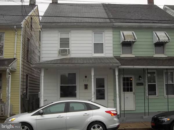 232 E WEIDMAN ST, Lebanon, PA 17046