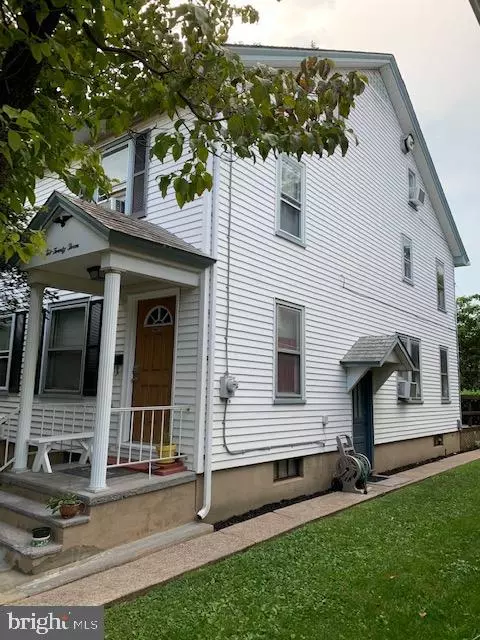 Palmyra, PA 17078,223 - 225 W CHERRY ST