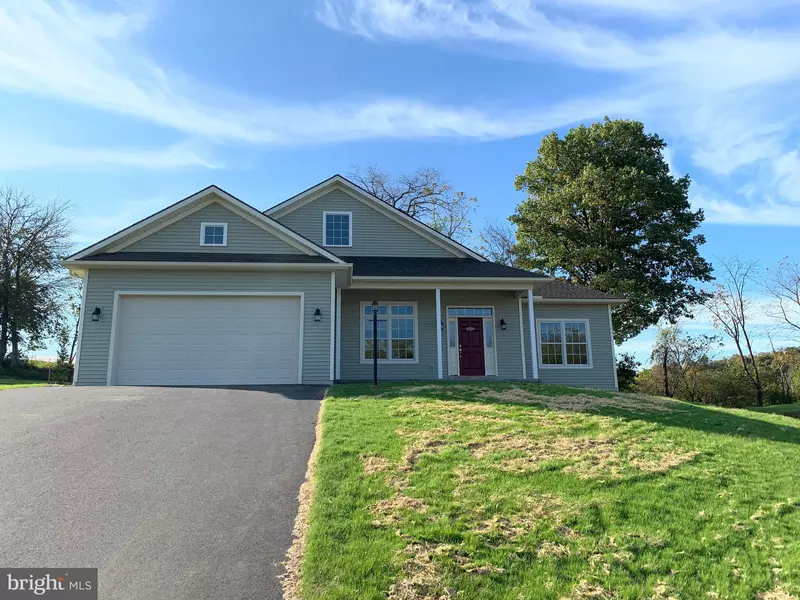 1520 ROLLING MEADOW RD, Lebanon, PA 17046