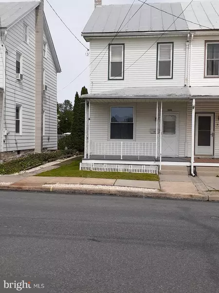 300 S CHERRY ST, Myerstown, PA 17067