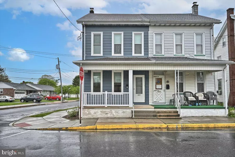 323 S BROAD ST, Myerstown, PA 17067