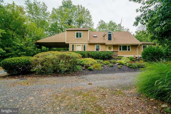 1690 OLD FORTY FOOT RD, Harleysville, PA 19438