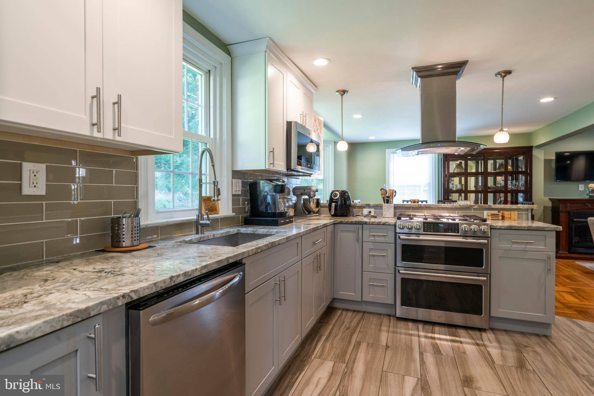756 CASTLEWOOD RD, Glenside, PA 19038