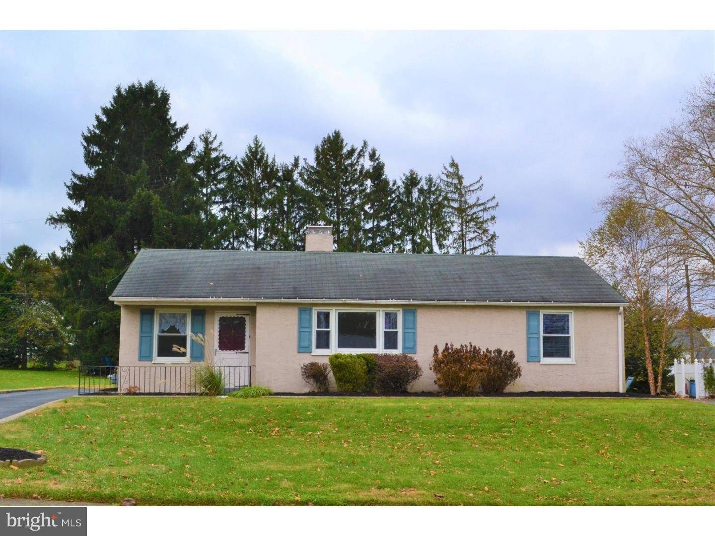 1812 WAYNE DR, Norristown, PA 19403