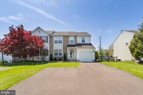 890 EVERGREEN CIR, Telford, PA 18969