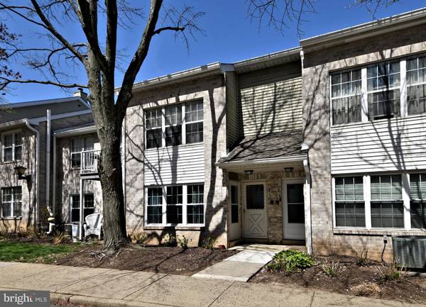 812 VALLEY GLEN RD #CONDO 266, Elkins Park, PA 19027