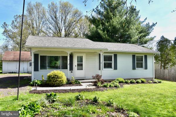 111 EVANS RD, Gilbertsville, PA 19525