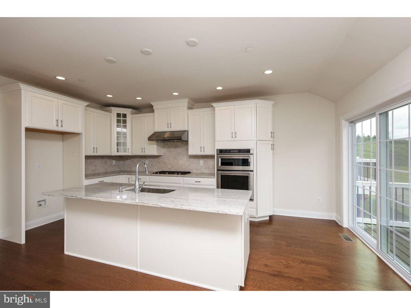 2093 JULIA DR, Conshohocken, PA 19444