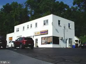 2203 N CHARLOTTE ST, Pottstown, PA 19464