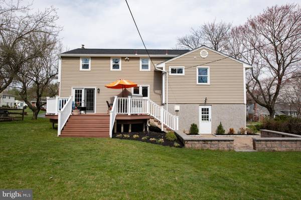 Lafayette Hill, PA 19444,4008 BRIAR LN